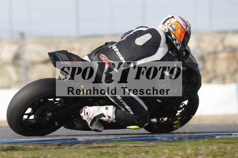 /Archiv-2024/01 26.-28.01.2024 Moto Center Thun Jerez/Gruppe gruen-green/backside